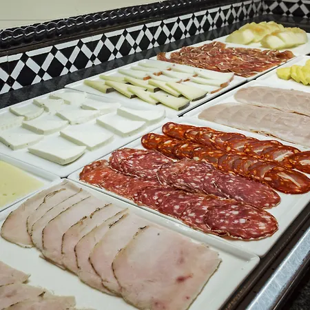 Catalonia Hispalis מלון