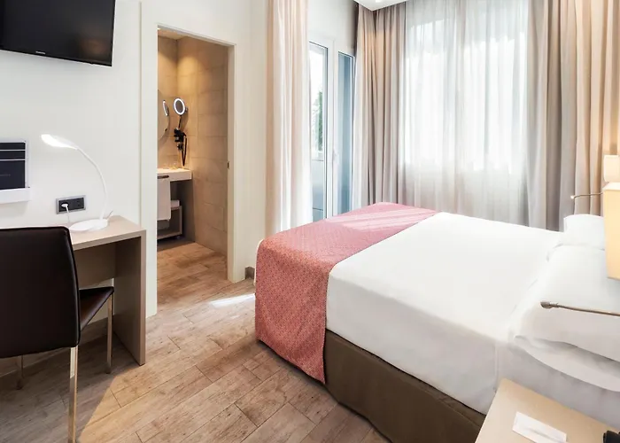 Catalonia Hispalis Hotel 3*