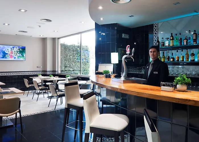 Catalonia Hispalis Hotel 3*